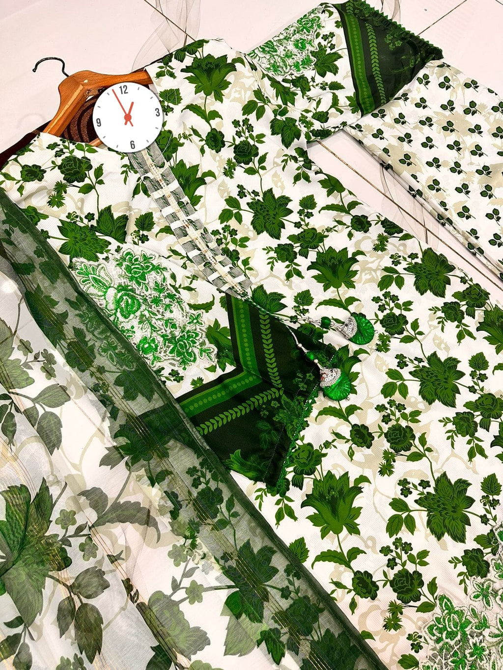 🇵🇰 14 August Special 3-Piece Printed Lawn Suit | Premium Summer Collection | Elegant Women's Dress 💚🤍